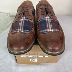 Men’s Parrazo Titan Wingtips size 11